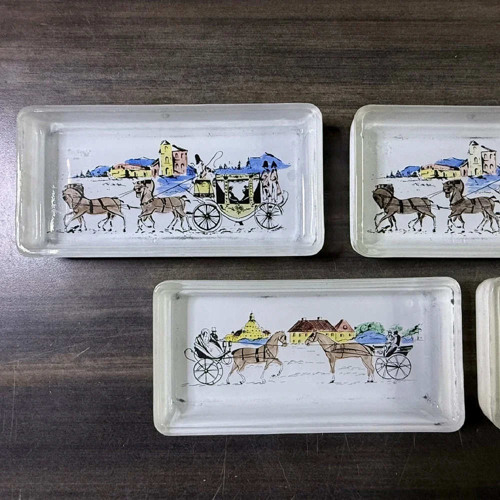 Vintage Glass Dresser Trays Set‎ of 4 Horse Drawn Carriage Trinket Dishes